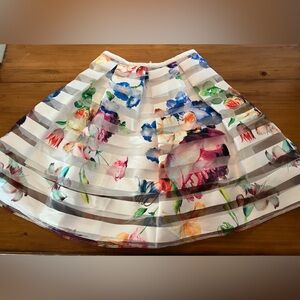 Ted Baker White Floral Skirt. New. Size 4.